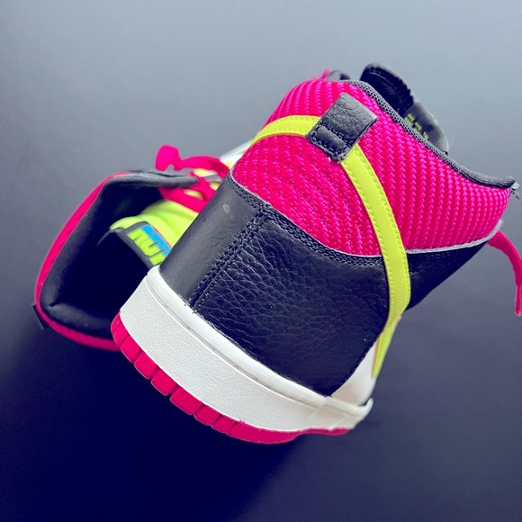 Nike Dunk High London 2012 Fireberry size US 12M - Picture 10 of 10